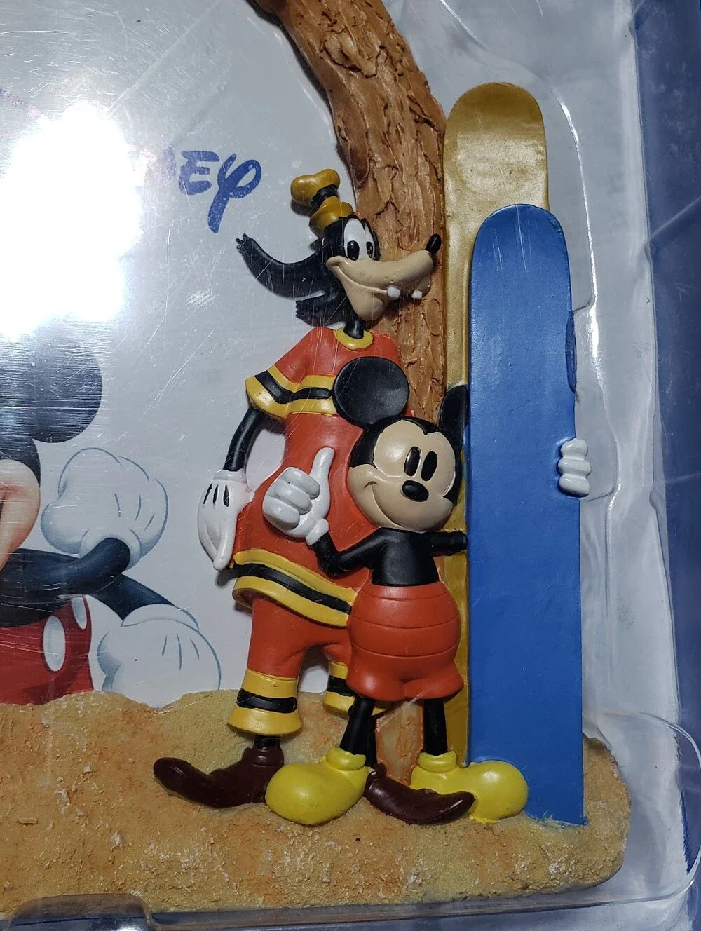 Disney Parks Mickey Mouse Goofy Beach Surfing Resin Picture Frame 4x6 New NIB